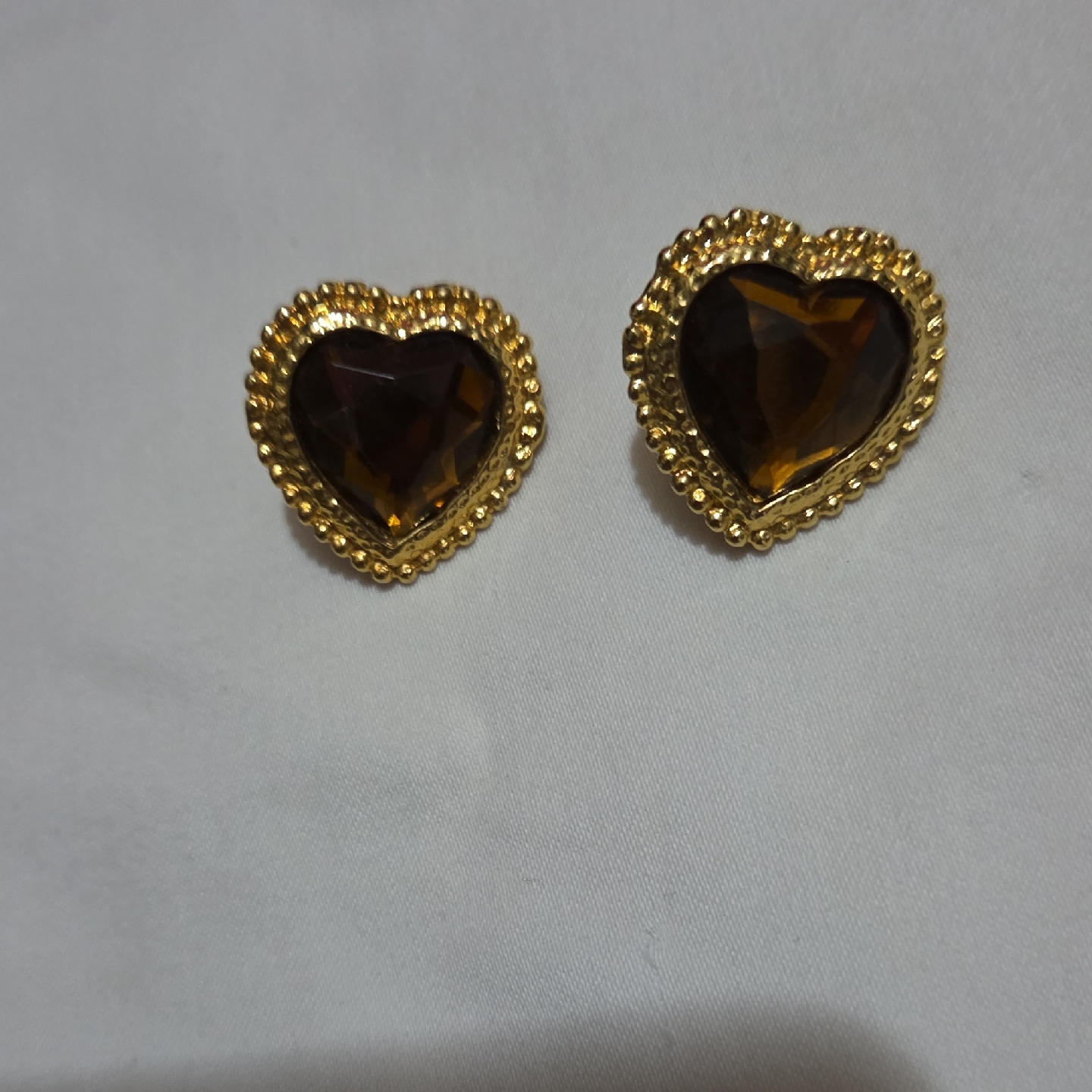 Vintage Amber Heart Stud Earrings